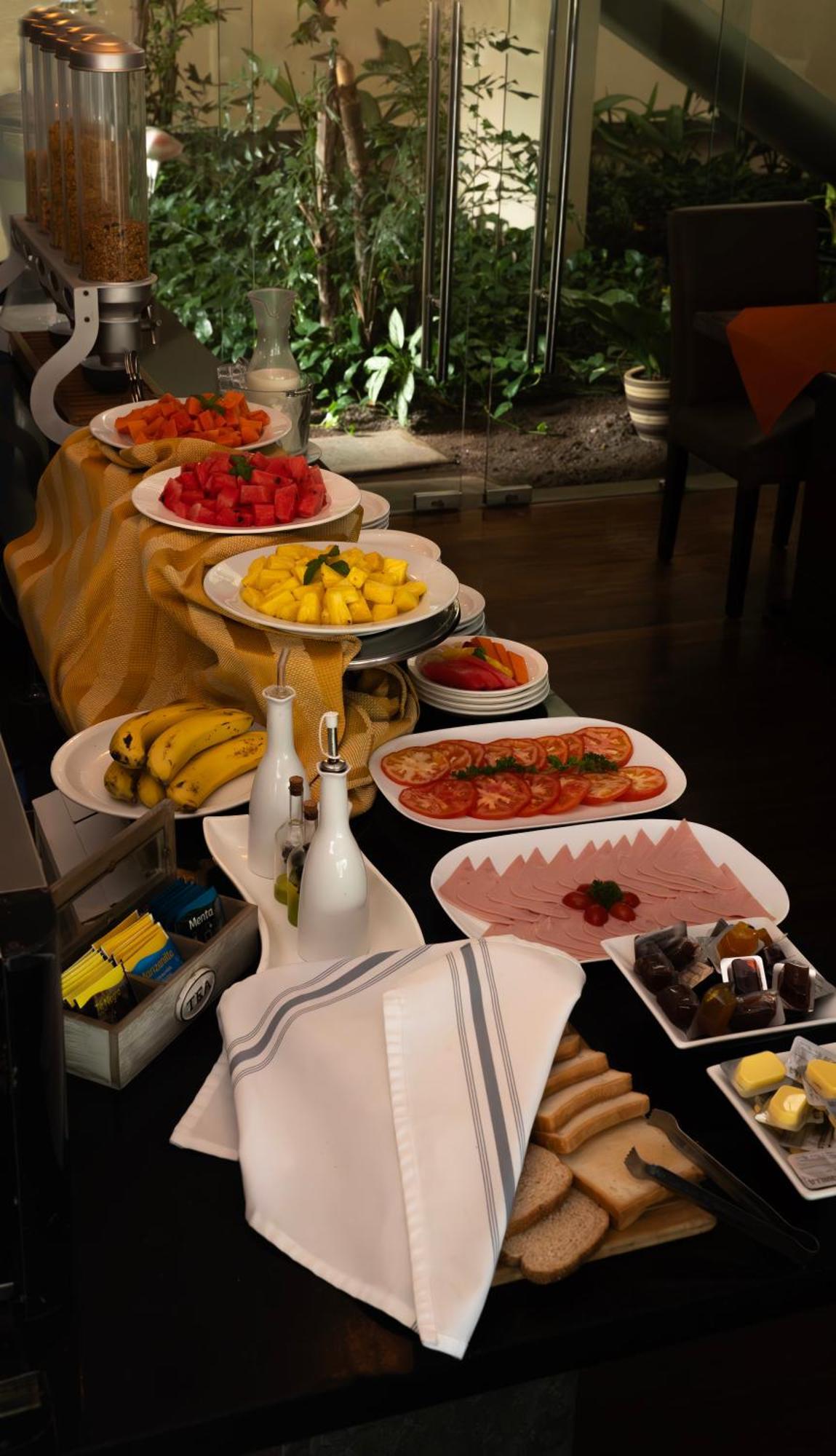 Rincon Del Valle Hotel & Suites Сан Хосе Екстериор снимка
