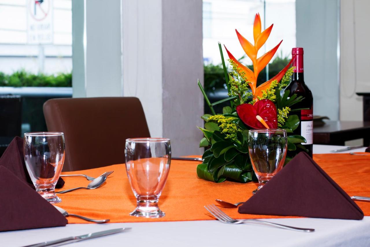 Rincon Del Valle Hotel & Suites Сан Хосе Екстериор снимка