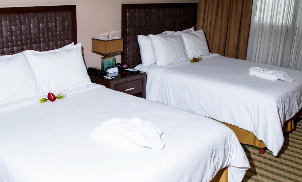 Rincon Del Valle Hotel & Suites Сан Хосе Екстериор снимка