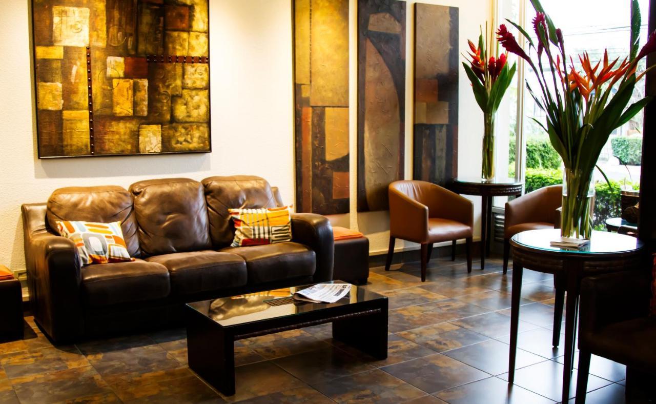 Rincon Del Valle Hotel & Suites Сан Хосе Екстериор снимка
